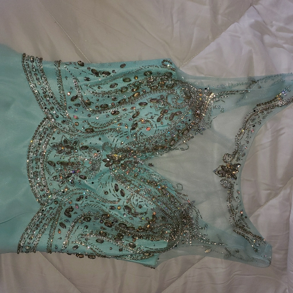 dress. size 12 fits sizes 6-10 mostly